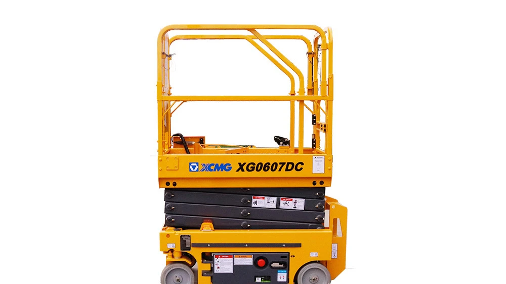 XCMG ножничный подъемник электрический XG0607DC